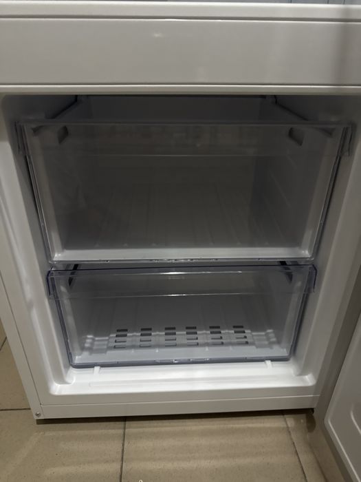 Холодильник beko