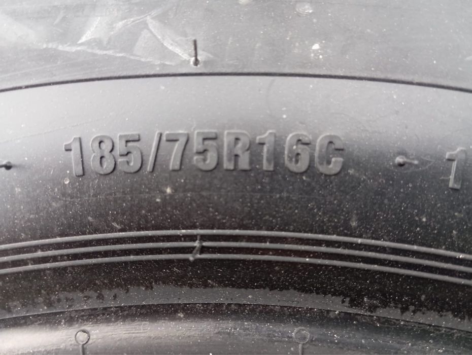 Шины для машины 185/75R16c