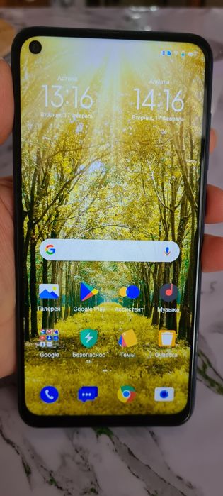 Продаю срочно телефон RedMi 9.