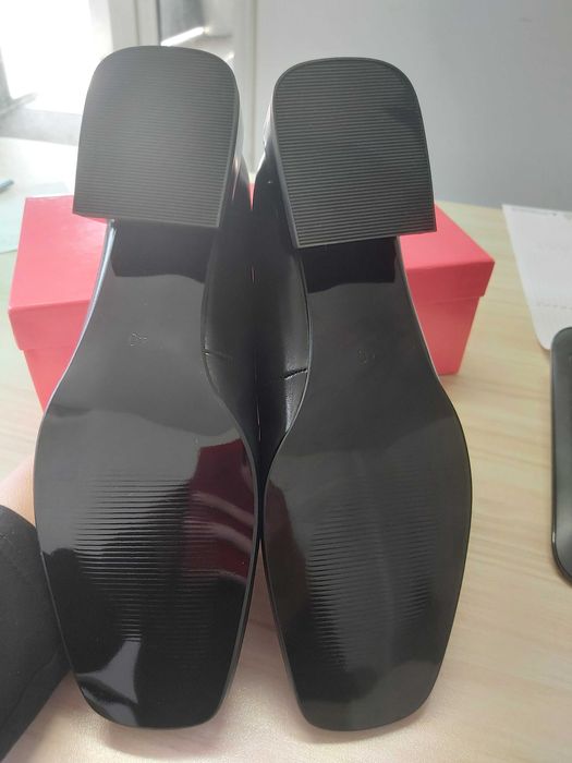 Нови дамски обувки