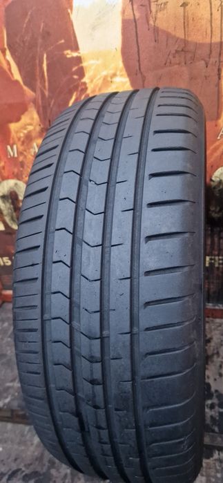 1 Anvelopa ca noua Vredestein 215 55 R17 de vara