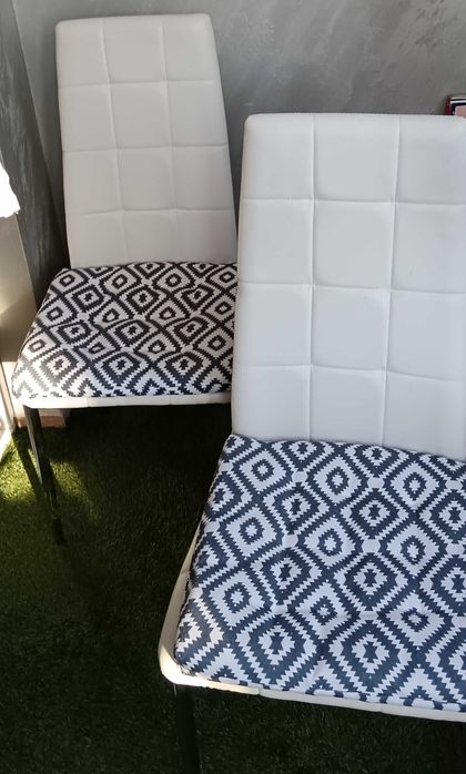 Луксозни столове с хромирана основа + подарък