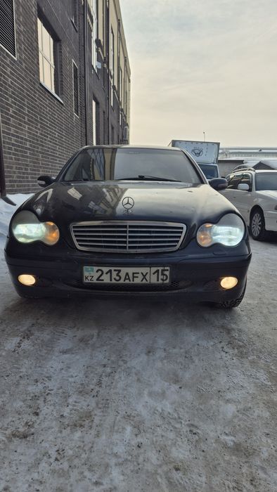 Продам мерседес w203 с240