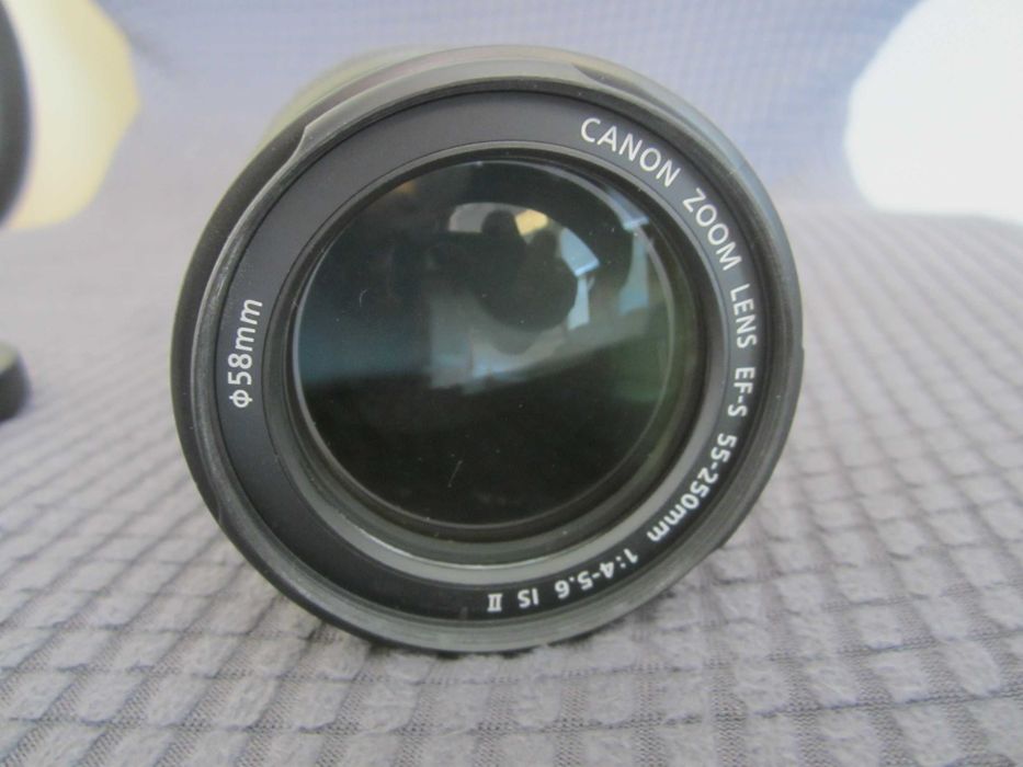 Обектив Canon EF-S 55-250mm 1.4-5.6 IS II