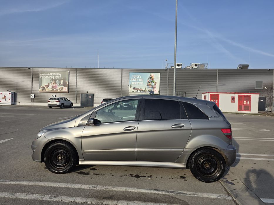 Mercedes B class