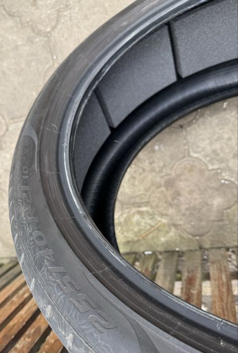 2 Anvelope Pirelli P Zero 255 40 21 cu bureti