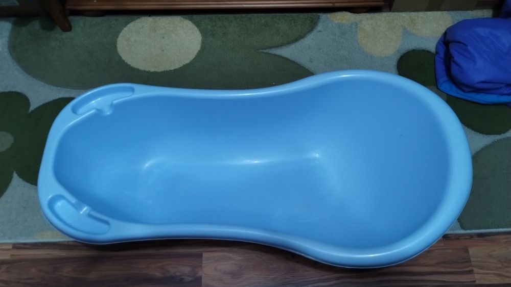 Леген за бебе и дете