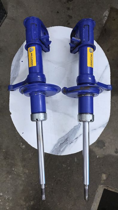 Стройки передние ВАЗ-2108 и их модификаций