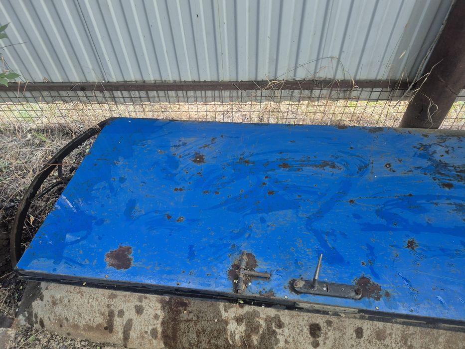 Ворота продам Синего Цвета