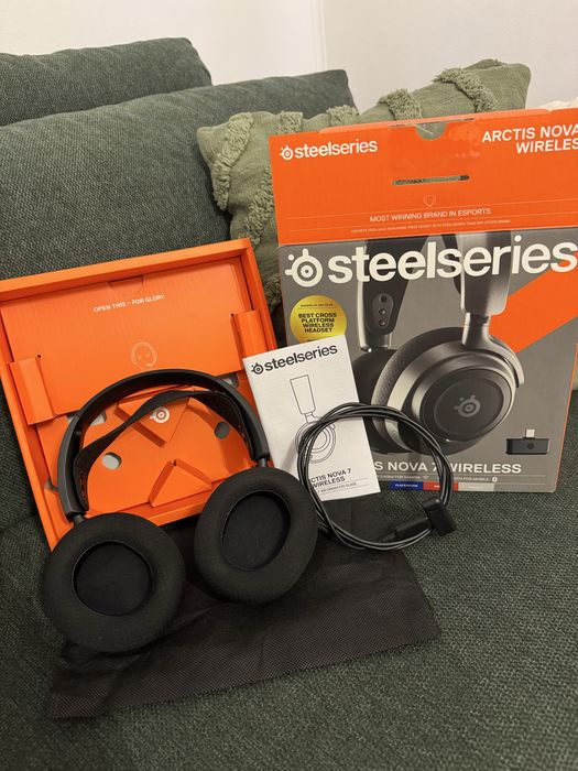 Casti gaming wireless Steelseries arctis nova 7