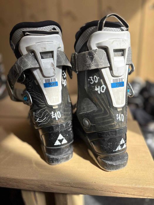 Ски обувки различни модели 40-40.5 номер