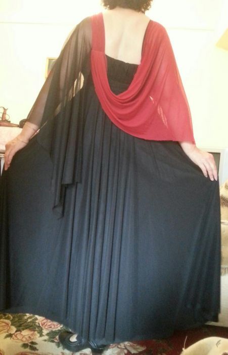 Красивое платье на выход 52-54