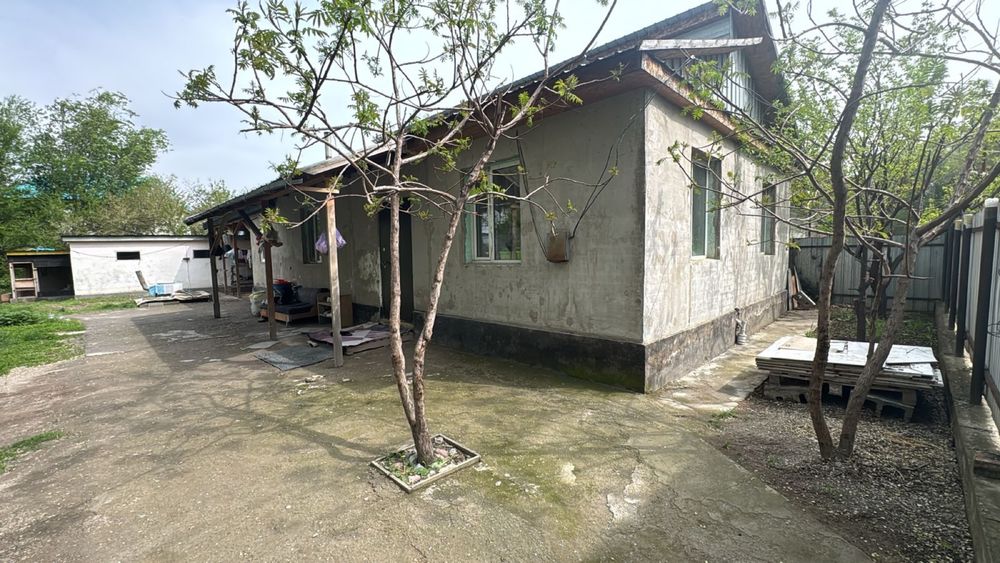 Дом и участок 10соток