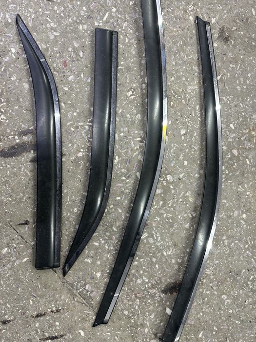 Продам ветровики камри 50-55