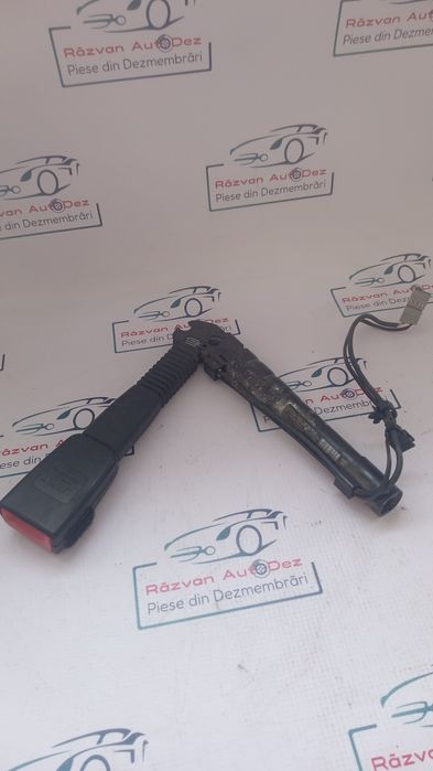 teaca cu pretensioner stanga bmw e90