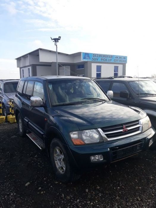 Dezmembrez mitsubishi pajero 3,2 did