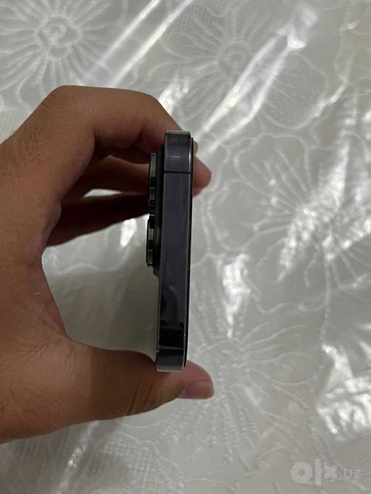 iPhone 14 pro purple