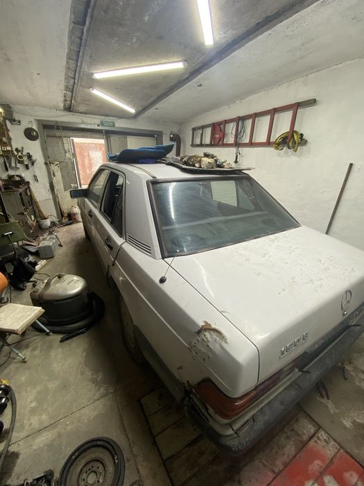 Продам мерседес 190