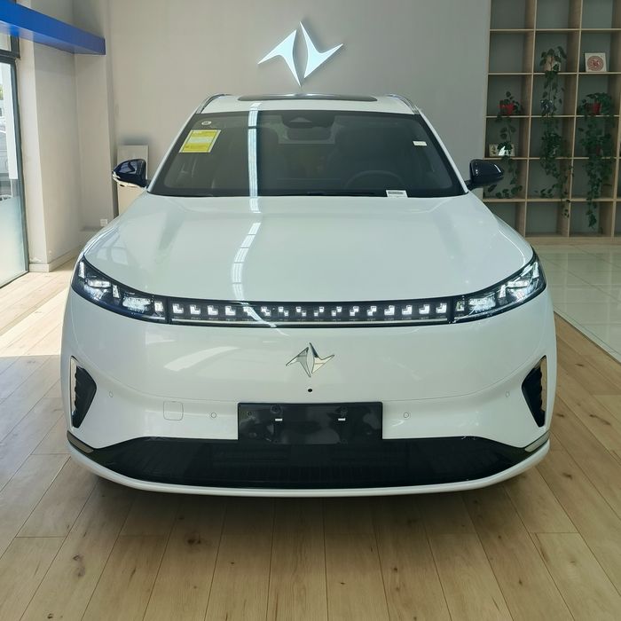 Dongfeng 008 202KM Ultra Gibrid Restayling Full 2026 3 yil garantiya