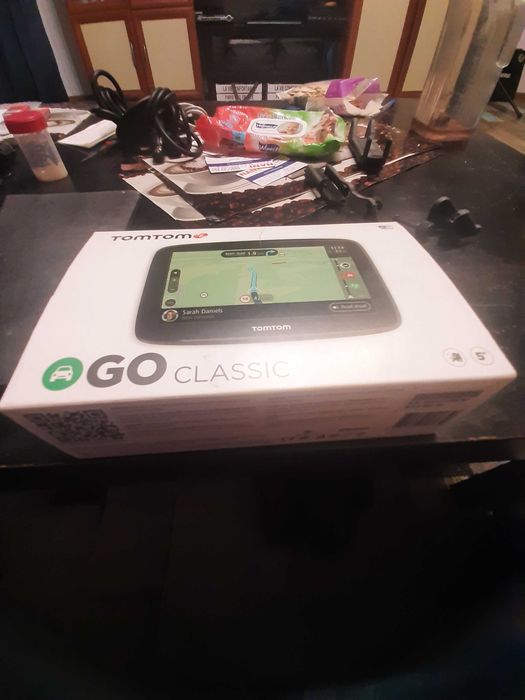 чисто нова навигация модел  TOMTOM GO CLASIC 5