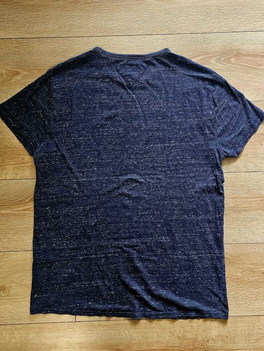 Tricou Tommy Jeans – Regular Fit – Mărimea M melanj