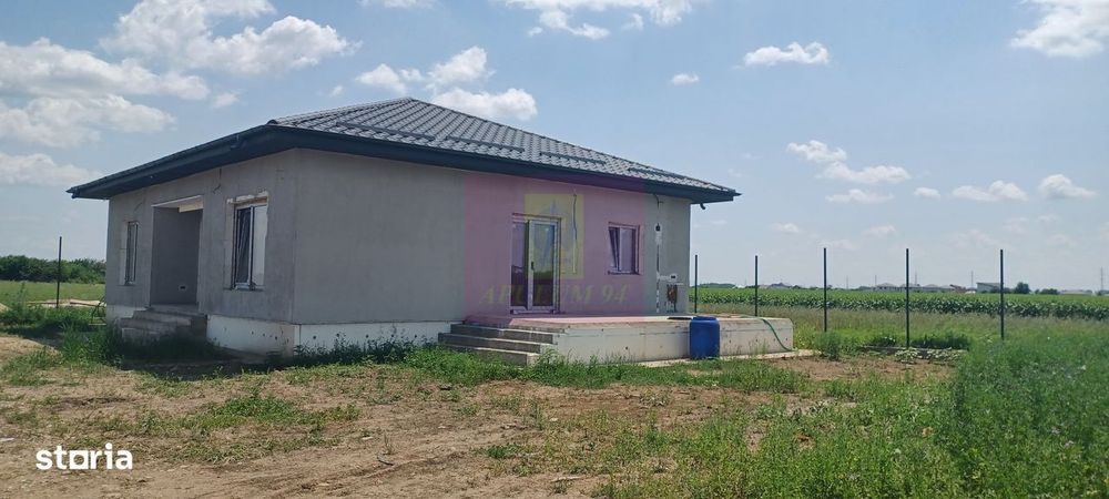 Casă nouă parter, 4 camere, curte 400mp, Săbăreni