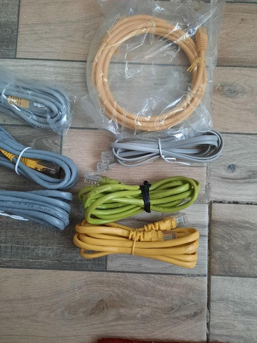 Caburi Hdmi, RCA, LAN, telecomenzi,  incarcatoare