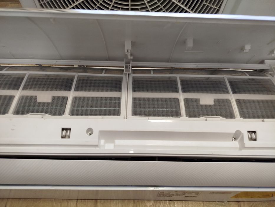 Климатик Gree 12-ка Inverter