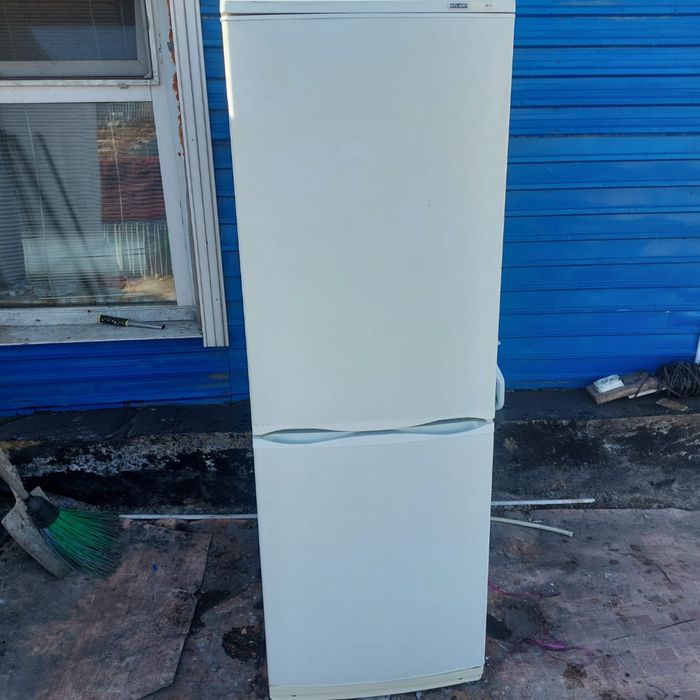 продам холодильник