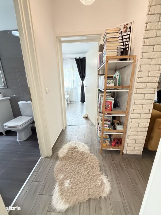 Apartament 3 camere, parter, balcon