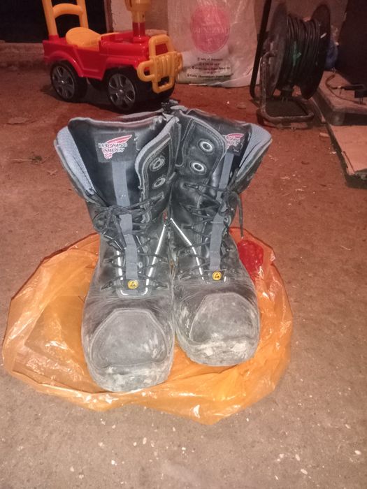 Кожаная обувь продам