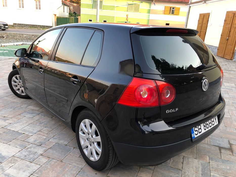 Vw Golf 5 1.6 16V 6+1 viteze 2007 Euro 4 Înmatriculat recent 2950€