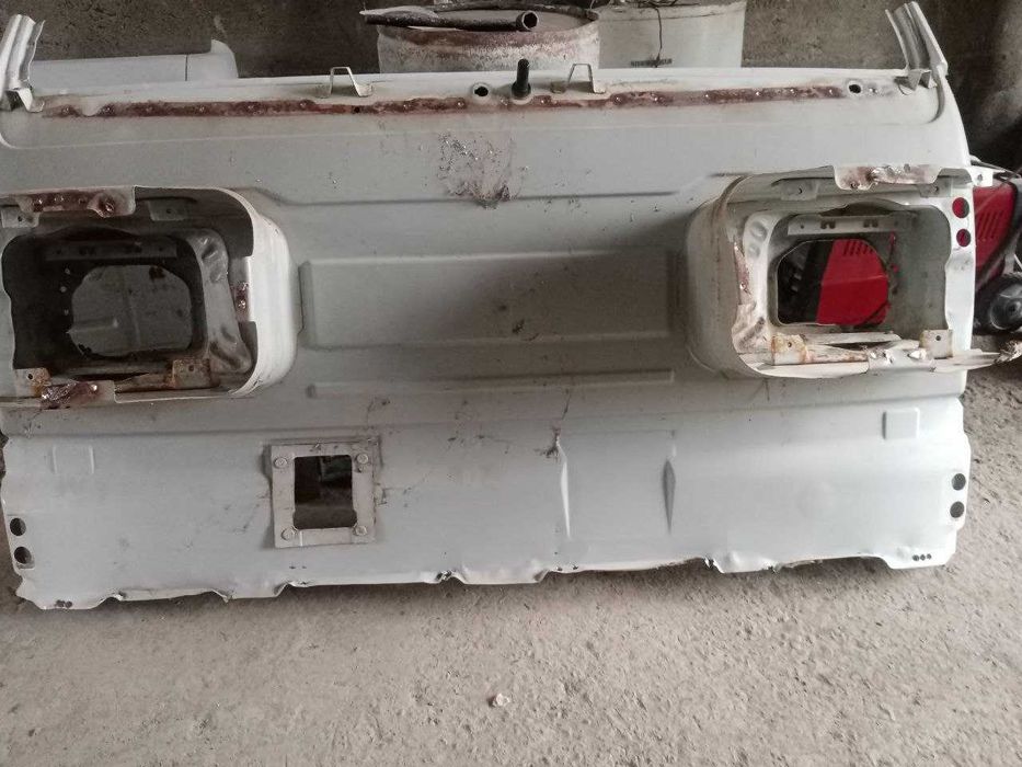 Дамасни 2та эшик морда капот сотилади хамаси биржоега кираскаси радное