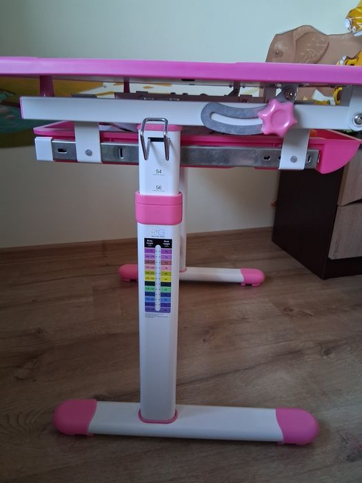 Детско регулируемо бюро