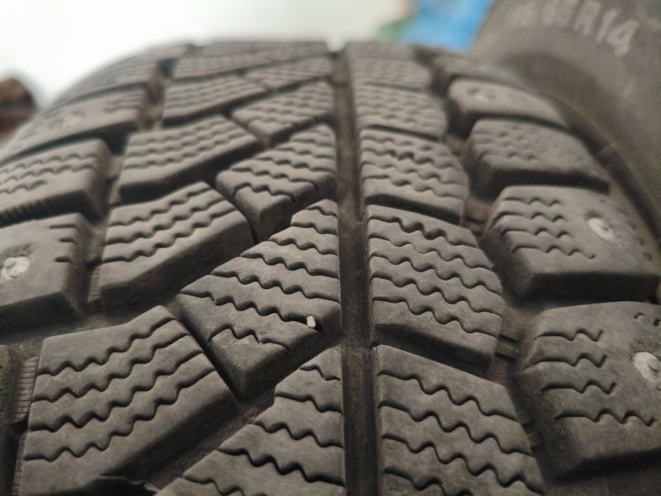 Продам диски с зимней резиной р14