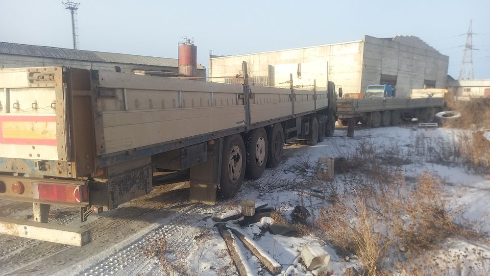 Продам 8 бортов 6 стоек борта с прицепа шмитц