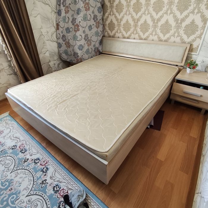 Спальный гарнитур