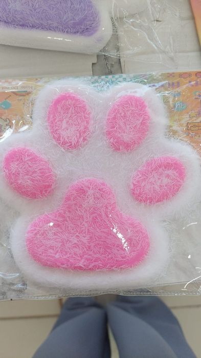 Лапки оригинал большие