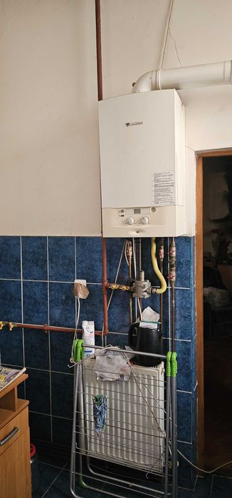 Apartament la curte, 2 camere – necesită renovare – zonă bună, aproape centru-potențial investiție