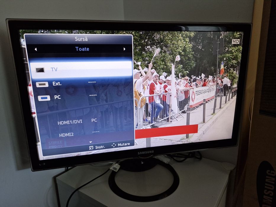 TV Monitor Samsung 27'' T27A550 Full HD 1080p cutie si cabluri