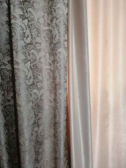 Продам шторы новые