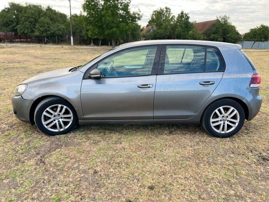 Volkswagen Golf 6 1.6 TDI 2010