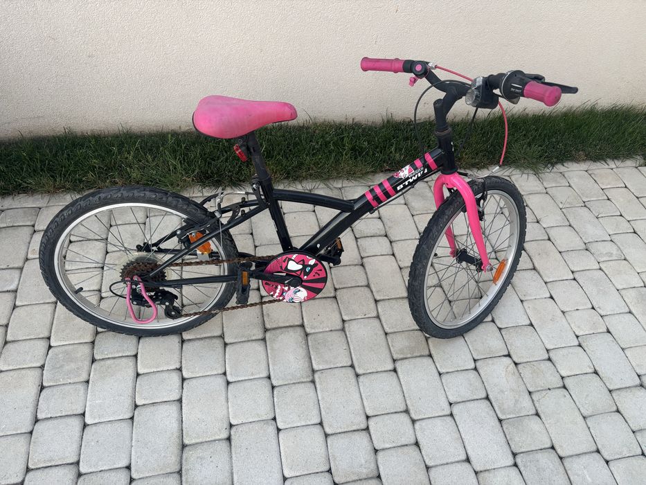 Bicicleta copii, de preferat fetita