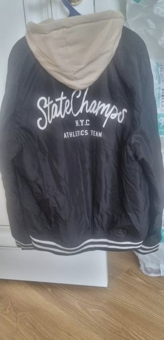 Куртка (бомбер) на подростка