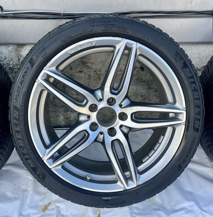 Джанти оригинални AMG с гуми за Мерцедес W213 - 245/40/R19