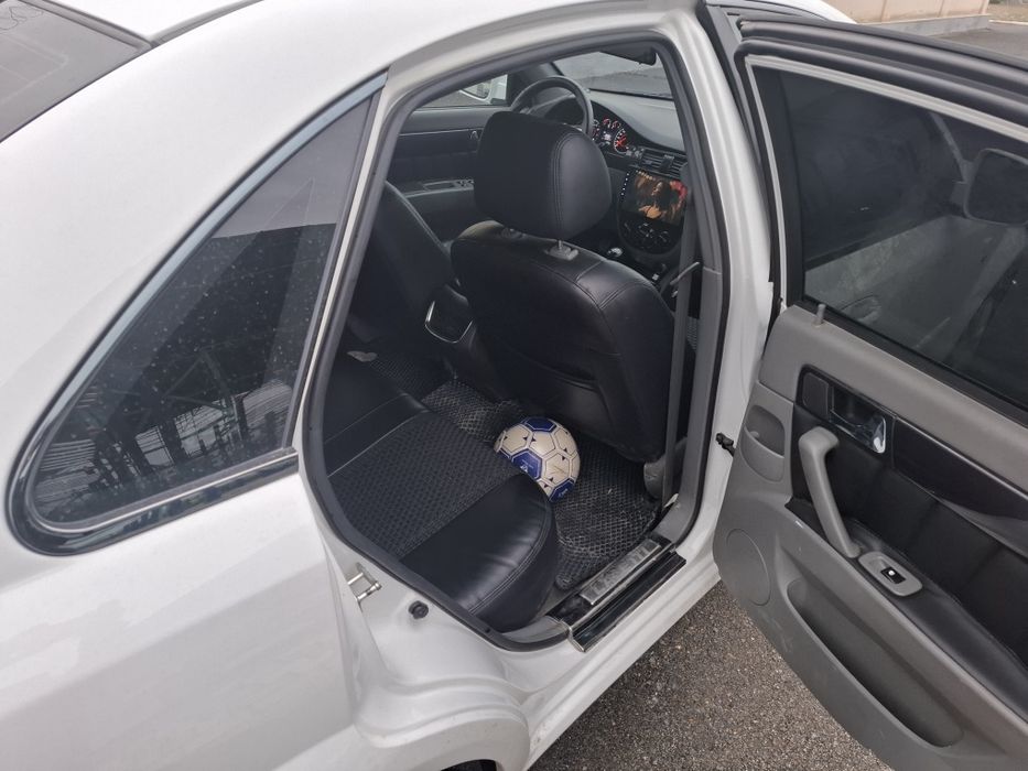 Lacetti сотилади