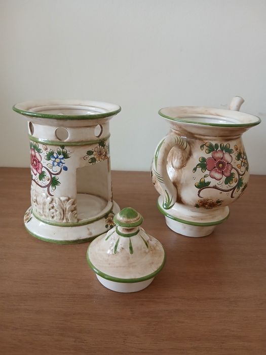 Порцеланов чайник