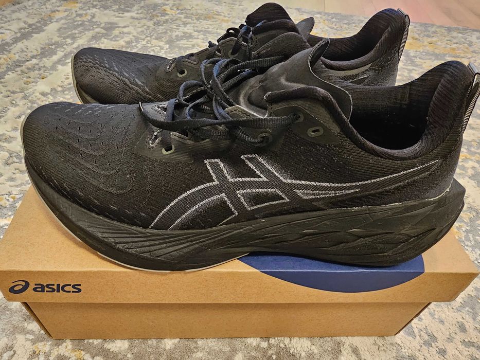 Asics Novablast 4 - mărimea