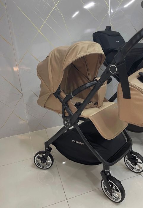 Продам коляску фирмы Ining baby