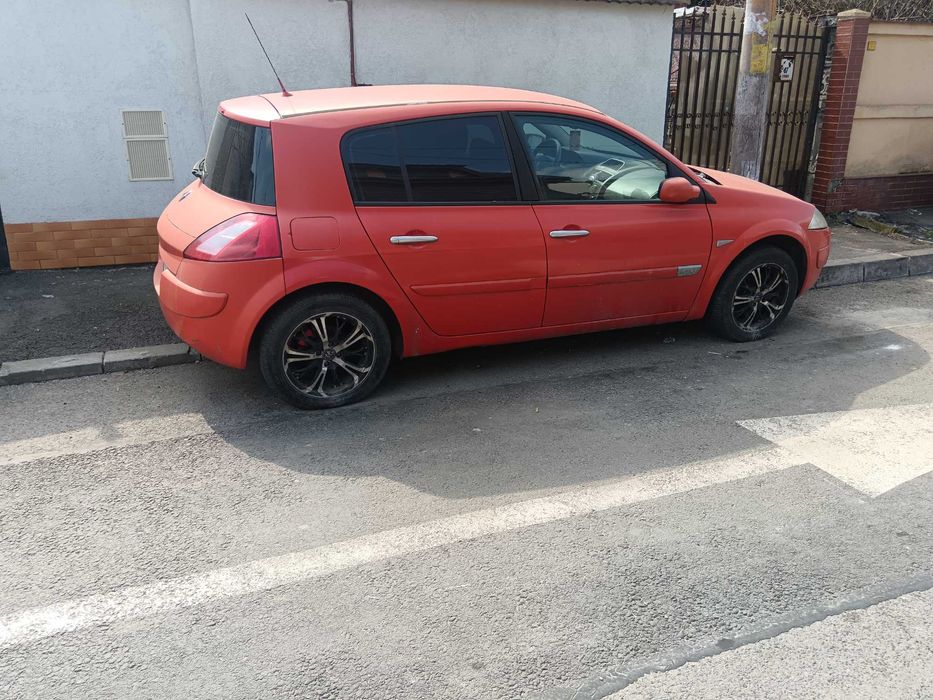 Vând Renault Megane 2